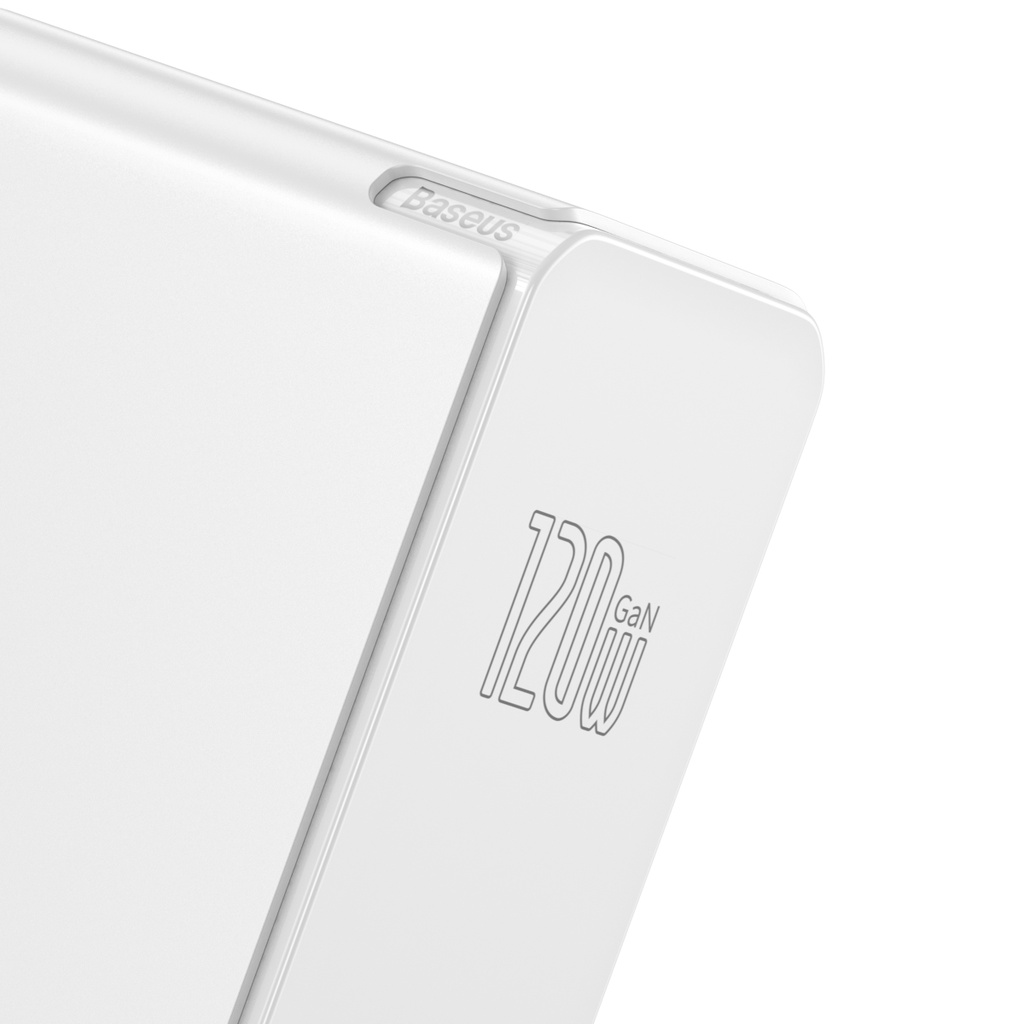 倍思 120W 氮化镓快速充电器 2USB-C 1USB-A